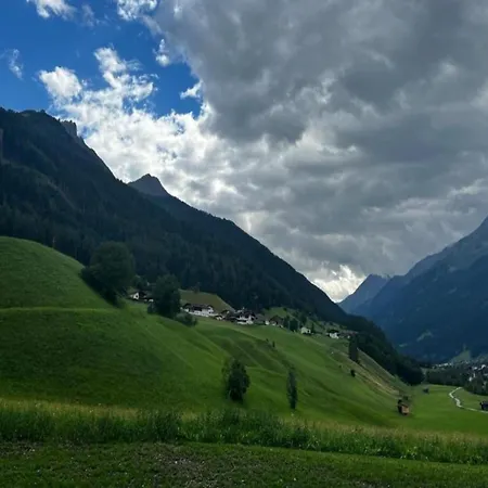 アパート In Stubaital Near Lift