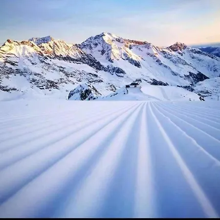 アパート In Stubaital Near Lift ノイシュティフト・イム・シュトゥーバイタール