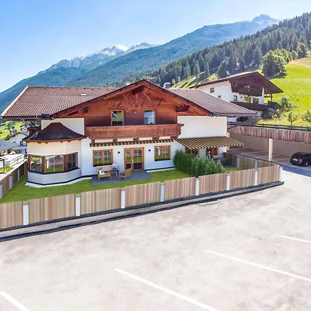 Stylish In Neustift Near Lift * Neustift im Stubaital